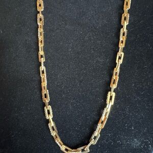 Elegant Gold Chain Necklace